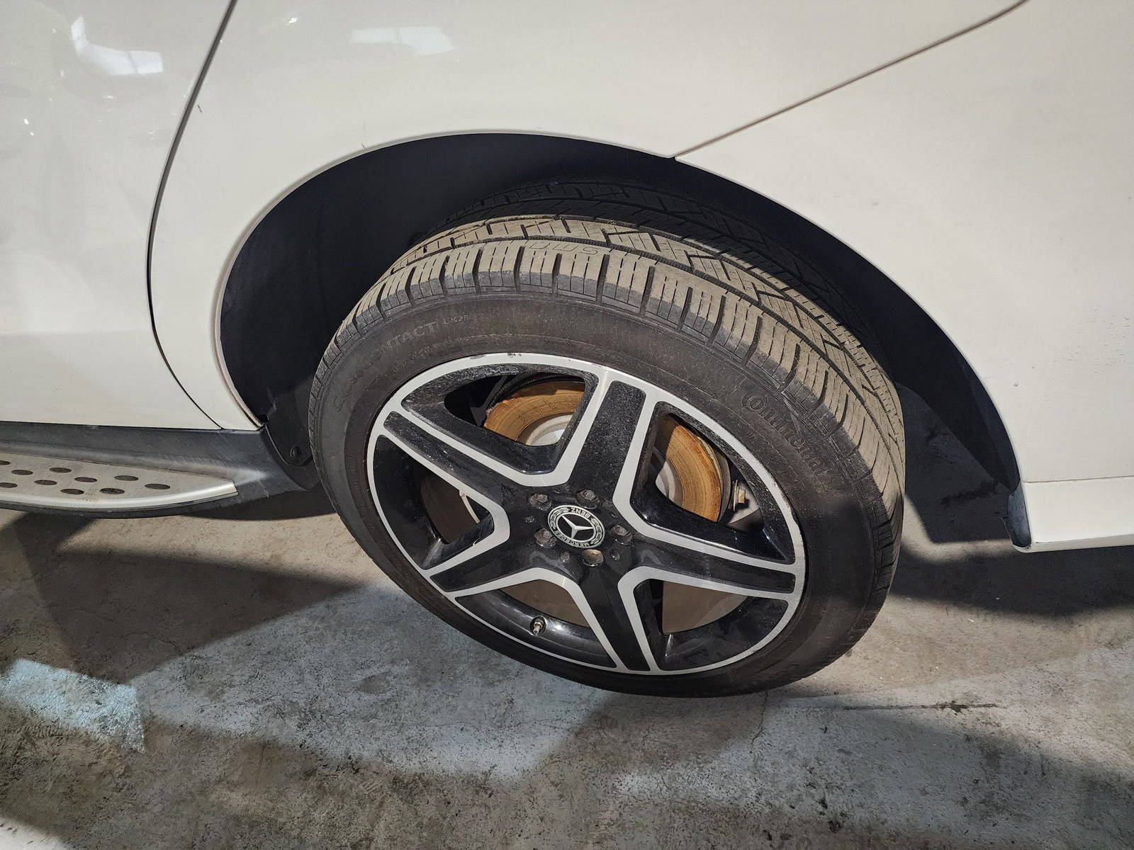 MERCEDES BENZ GLE 400 2019 - Marhaba Auction Used Cars - Image 12