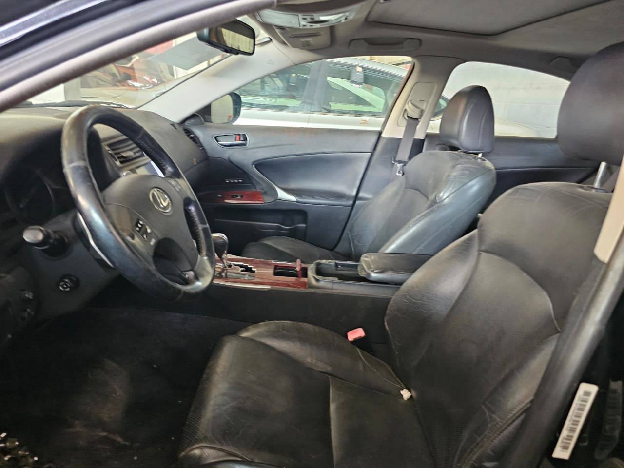 2007 LEXUS IS 250 — 161093 Miles — Lot 44438784 - Marhaba Auctions Used Cars - Image 7