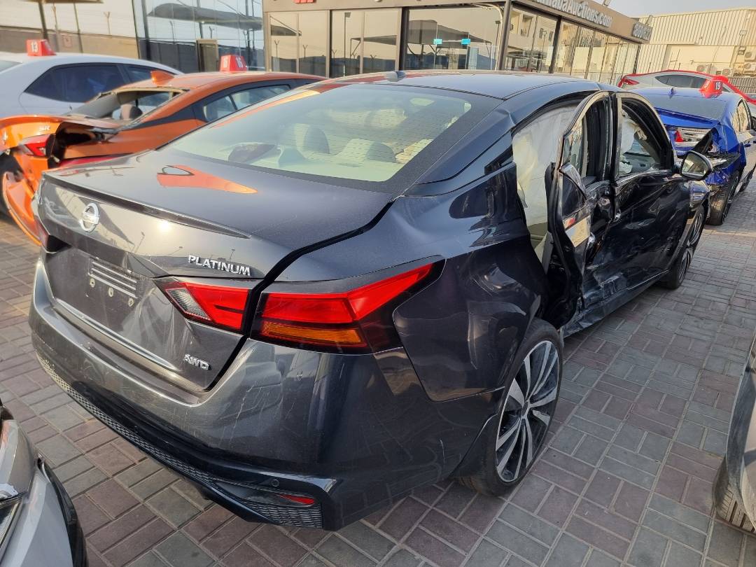 2020 NISSAN ALTIMA — 52096 Miles — Lot C172240 — Ind. 12 - Marhaba Auctions Used Cars - Image 4