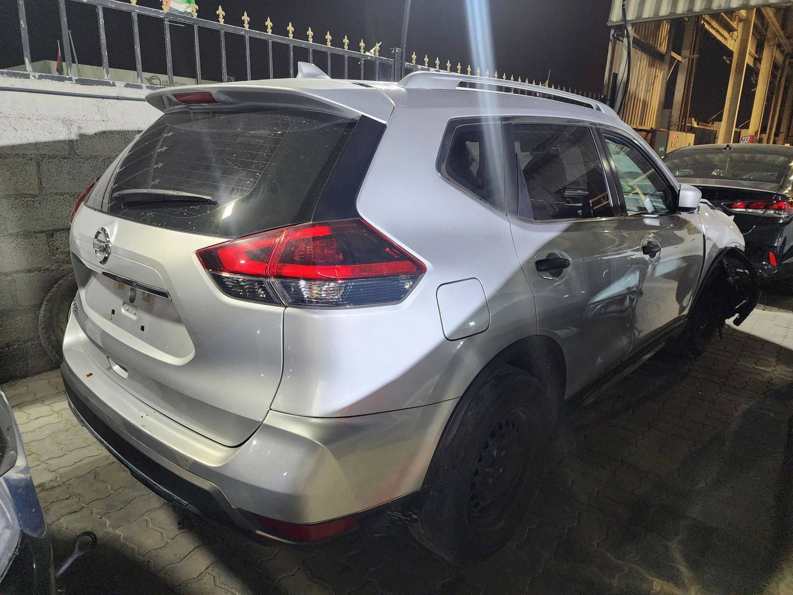 NISSAN ROGUE 2018 - Marhaba Auction Used Cars - Image 6