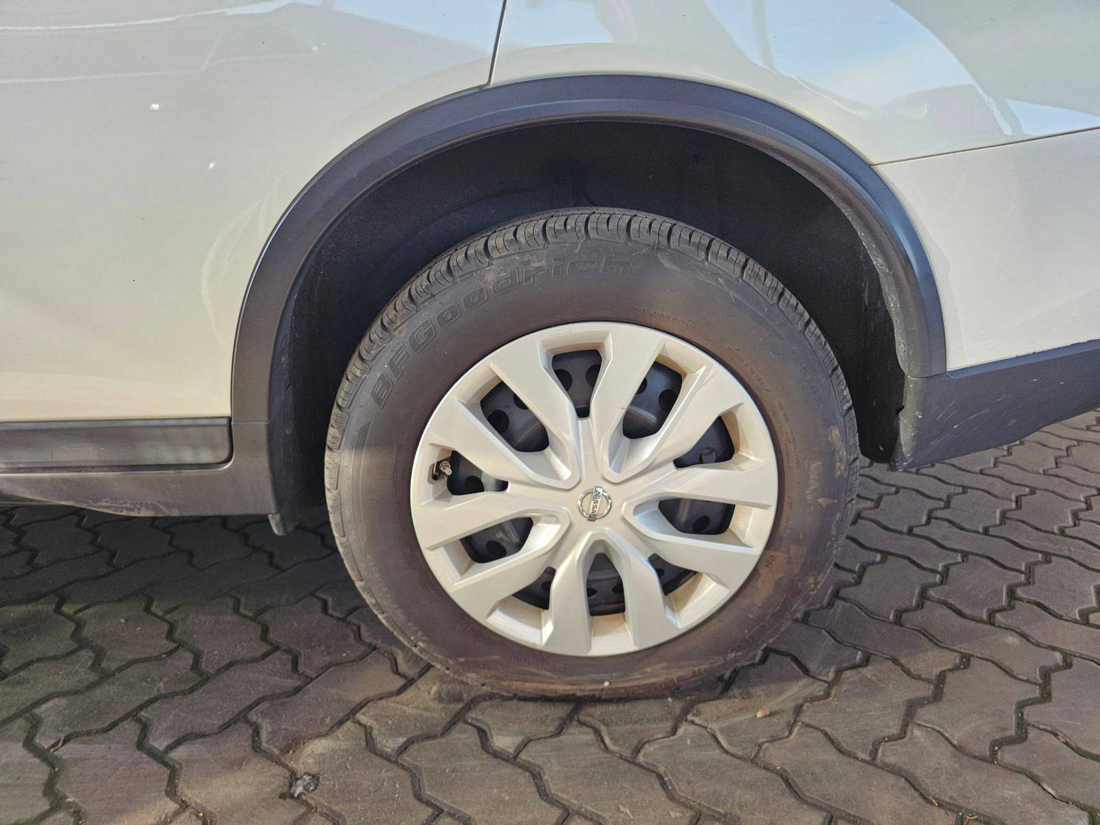 2015 NISSAN ROGUE — 207819 Miles — Lot K8FC783946 — Souq - Marhaba Auctions Used Cars - Image 10