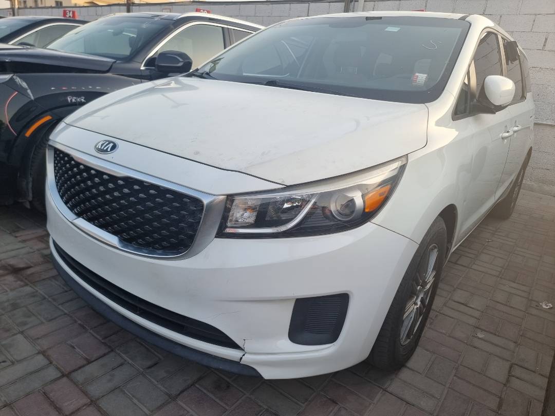 2017 KIA SEDONA — 160728 Miles — Lot 6225513 — Ind. 12 - Marhaba Auctions Used Cars - Image 3
