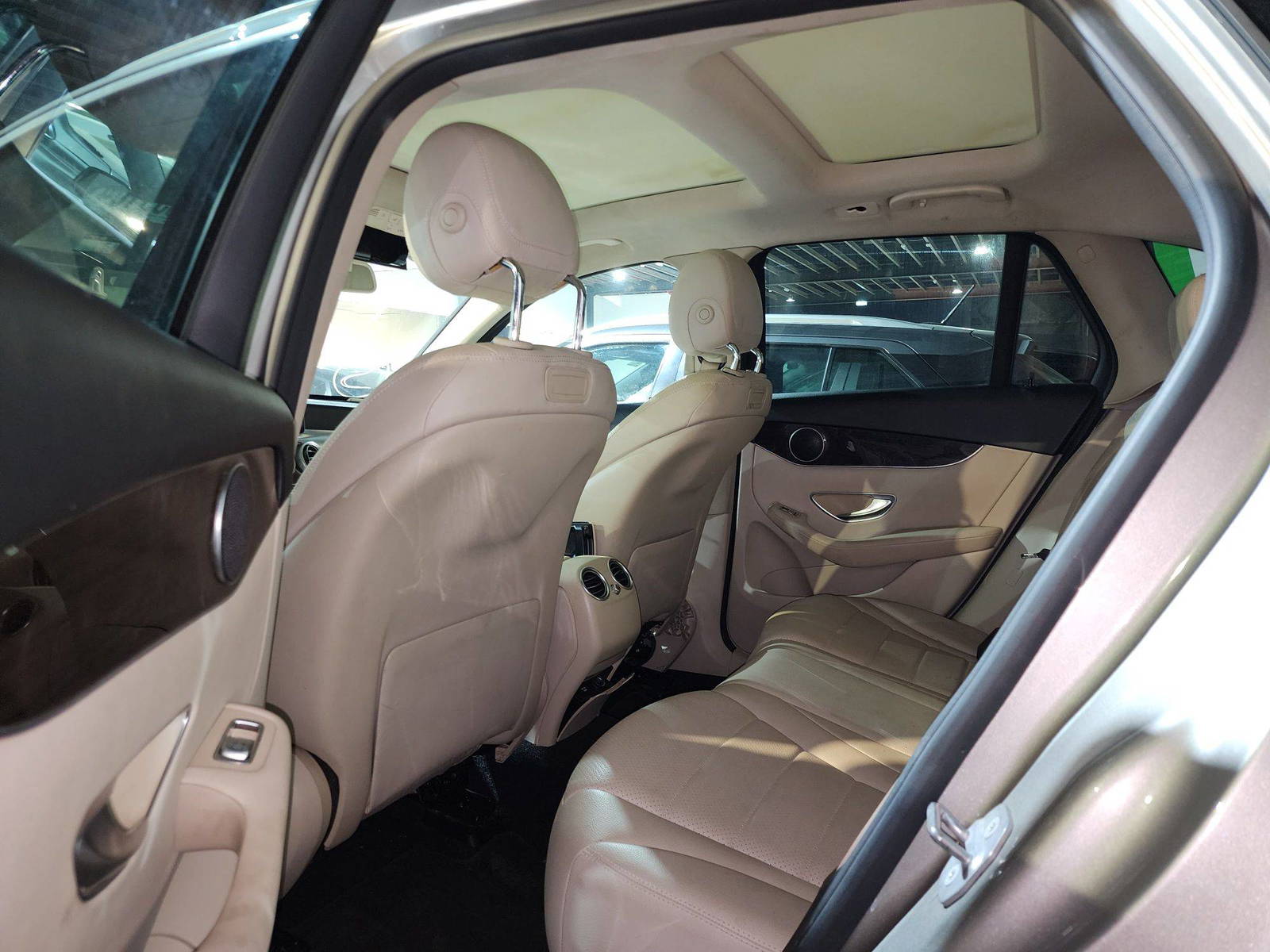 2019 MERCEDES BENZ GLC-300 — 148680 Miles — Lot 215478 — Main - Marhaba Auctions Used Cars - Image 7