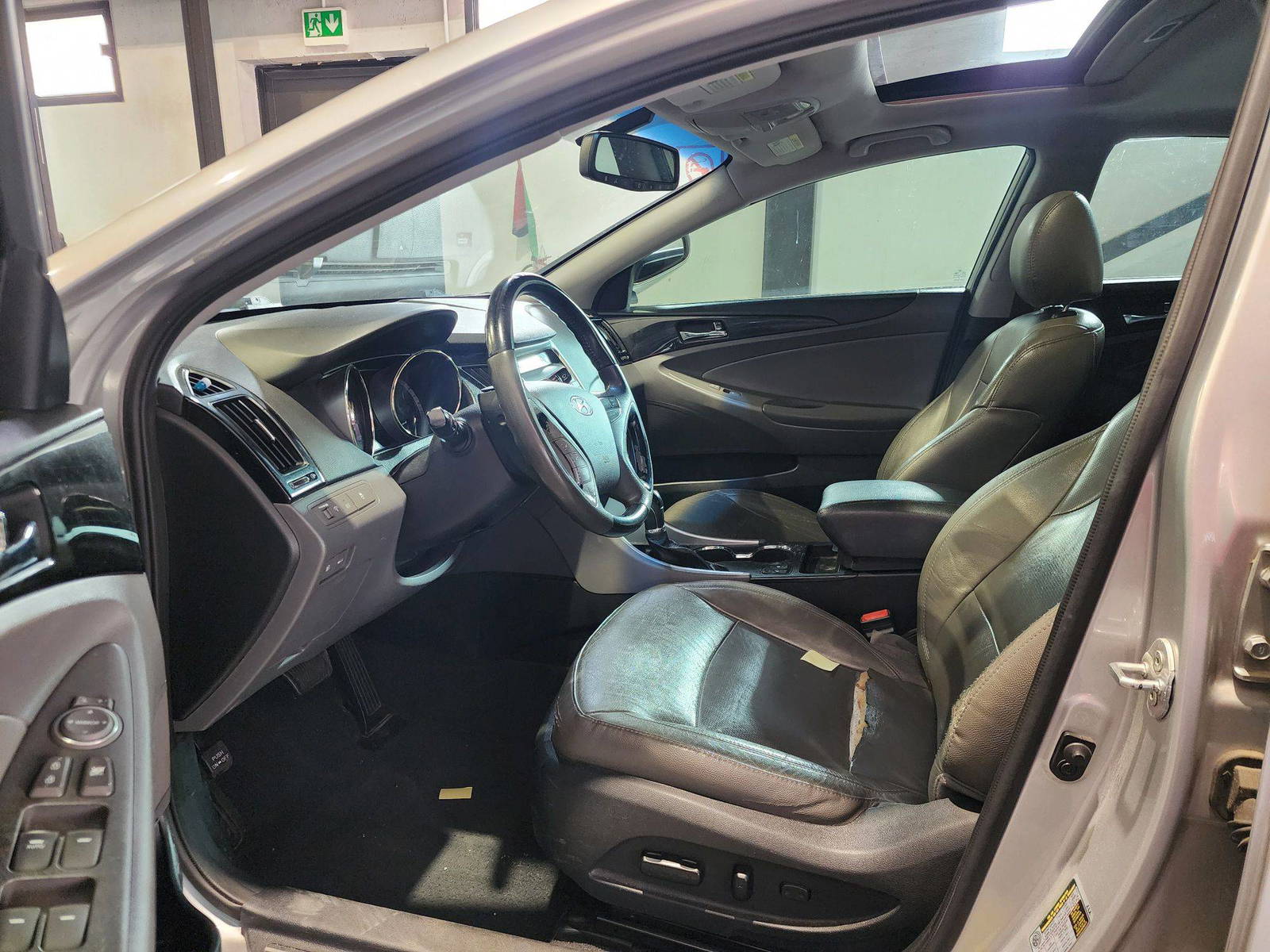 HYUNDAI SONATA 2013 - Marhaba Auction Used Cars - Image 11