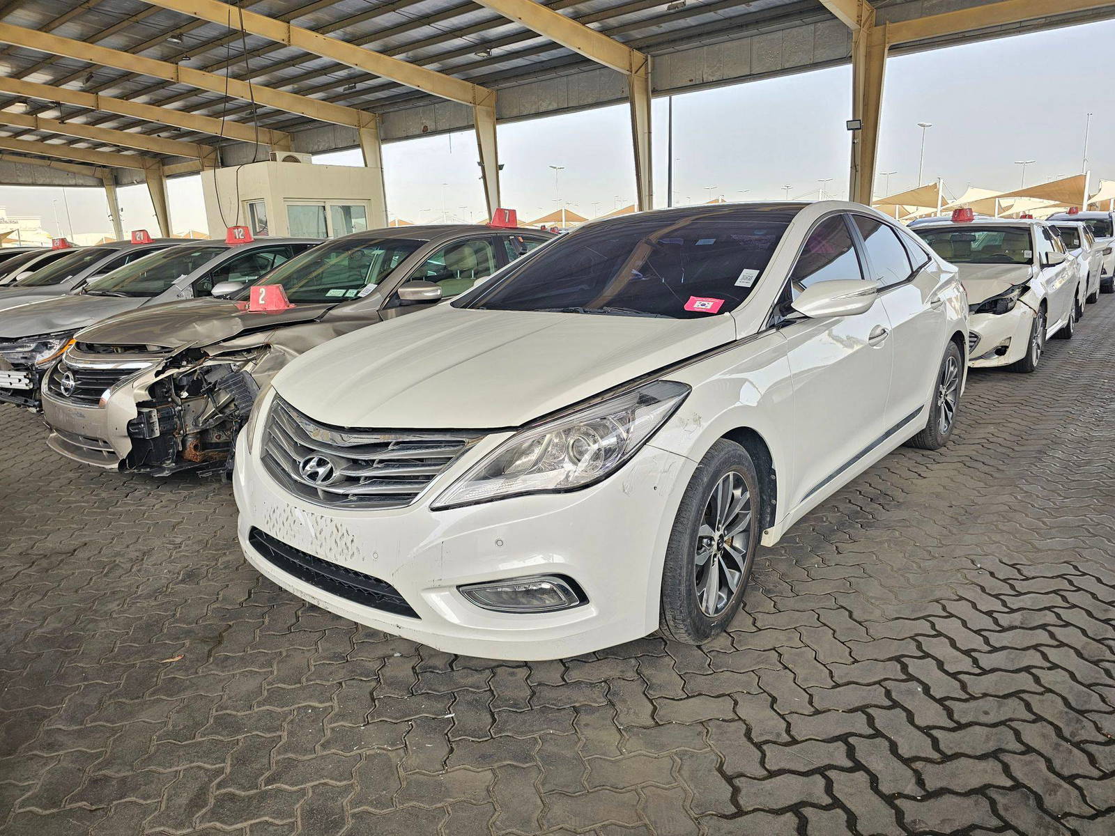 HYUNDAI GRANDEUR 2012 - Marhaba Auction Used Cars - Image 5