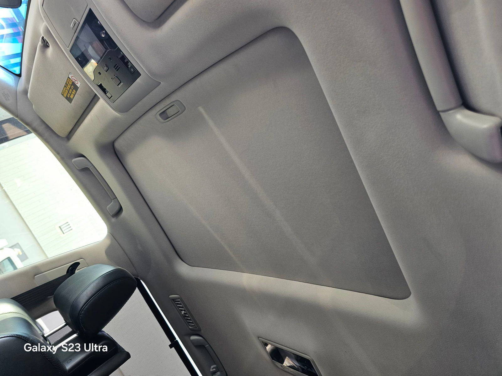 2018 LEXUS LX 570 — 115249 Miles — Lot 2J4264635 — Main - Marhaba Auctions Used Cars - Image 9