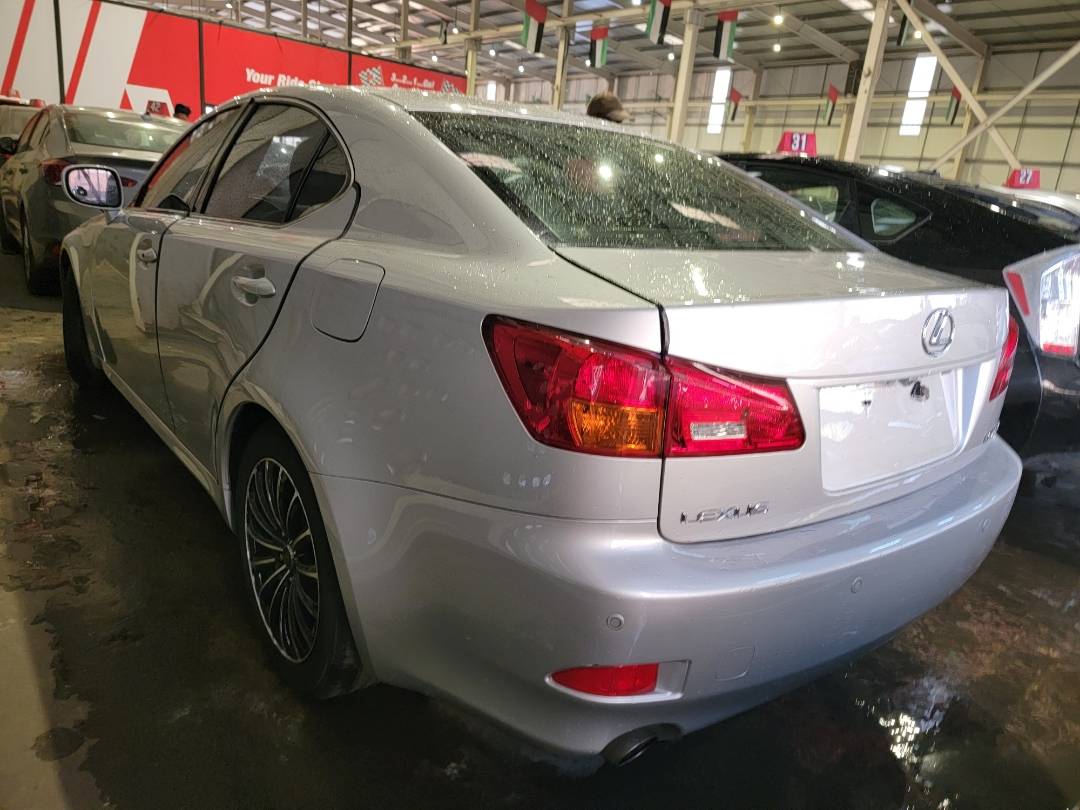 2007 LEXUS IS 250 — 269503 KM — Lot 872058412 — Main - Marhaba Auctions Used Cars - Image 5
