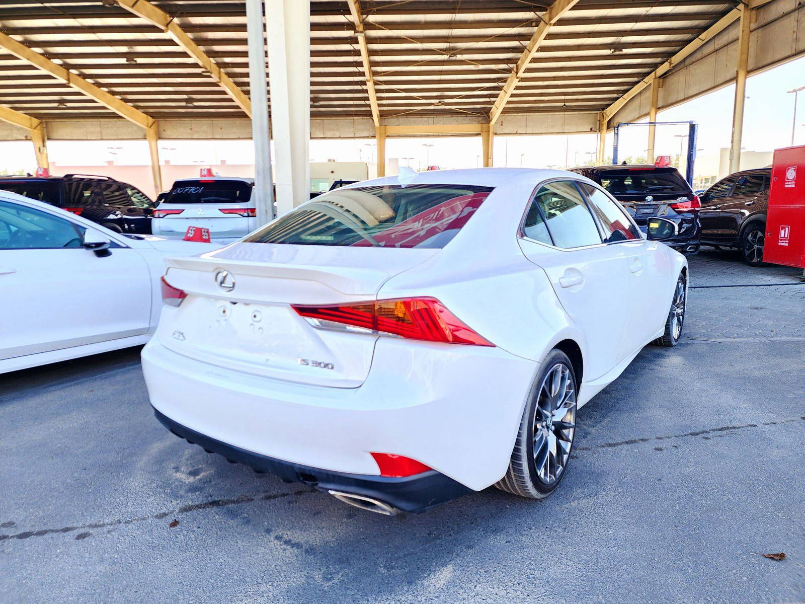 2017 LEXUS IS 300 — 47383 Miles — Lot XH5024483 — Souq - Marhaba Auctions Used Cars - Image 3
