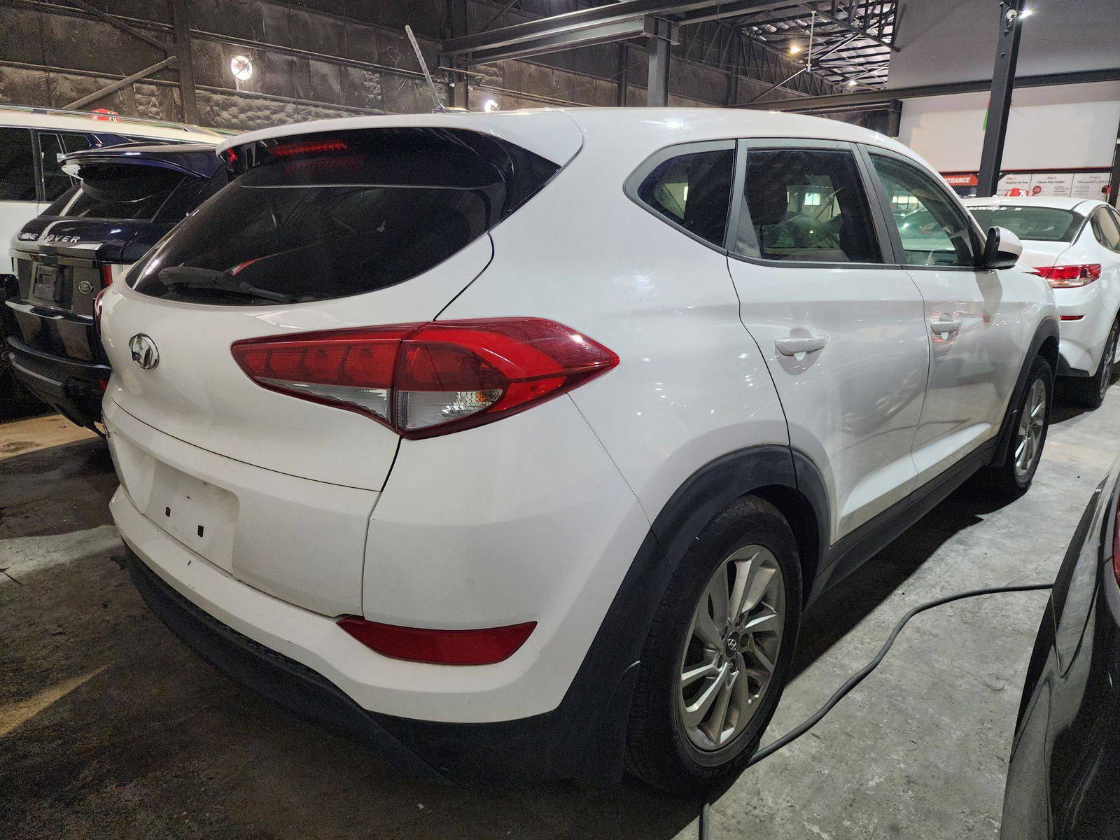 2017 HYUNDAI TUCSON — 116295 Miles — Lot 116295 — Souq - Marhaba Auctions Used Cars - Image 6