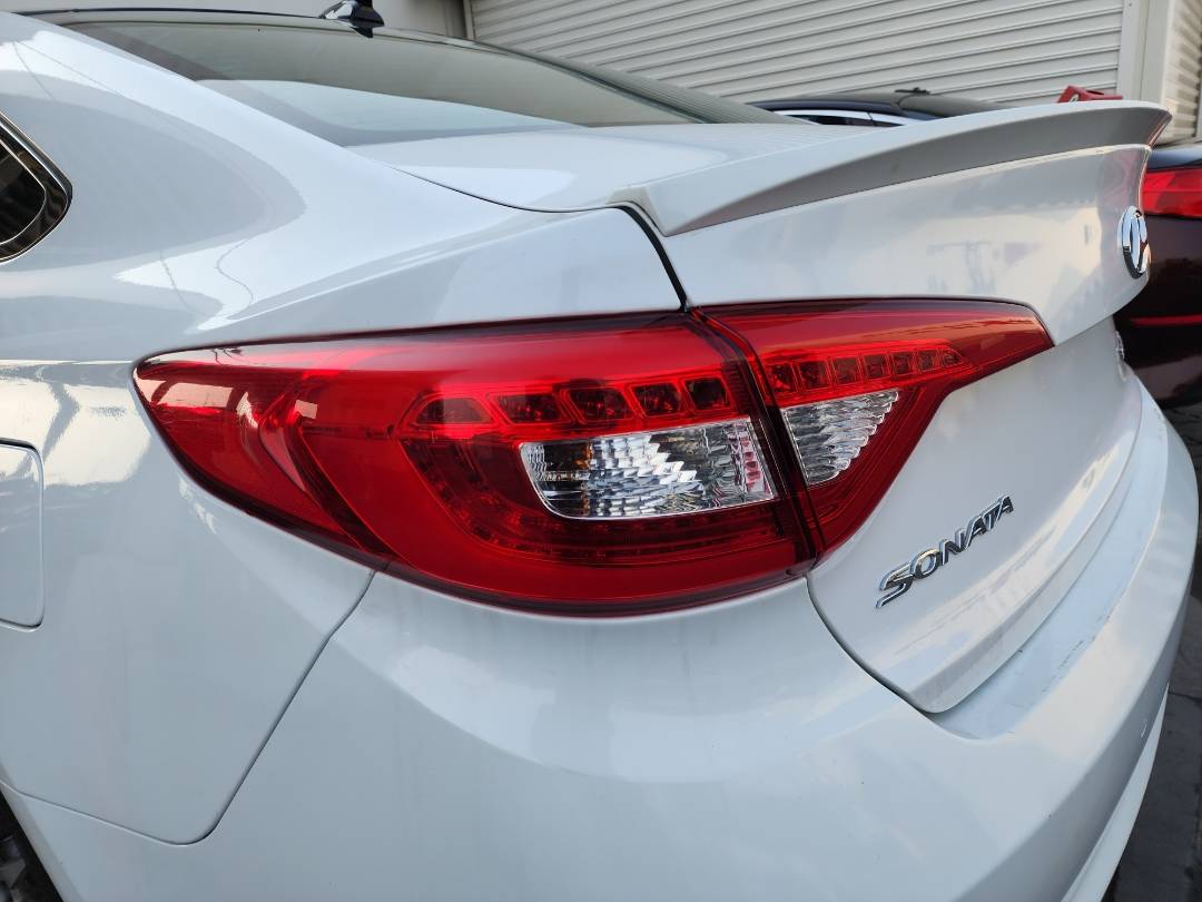 2015 HYUNDAI SONATA — 158043 KM — Lot 51348354 — Souq - Marhaba Auctions Used Cars - Image 11