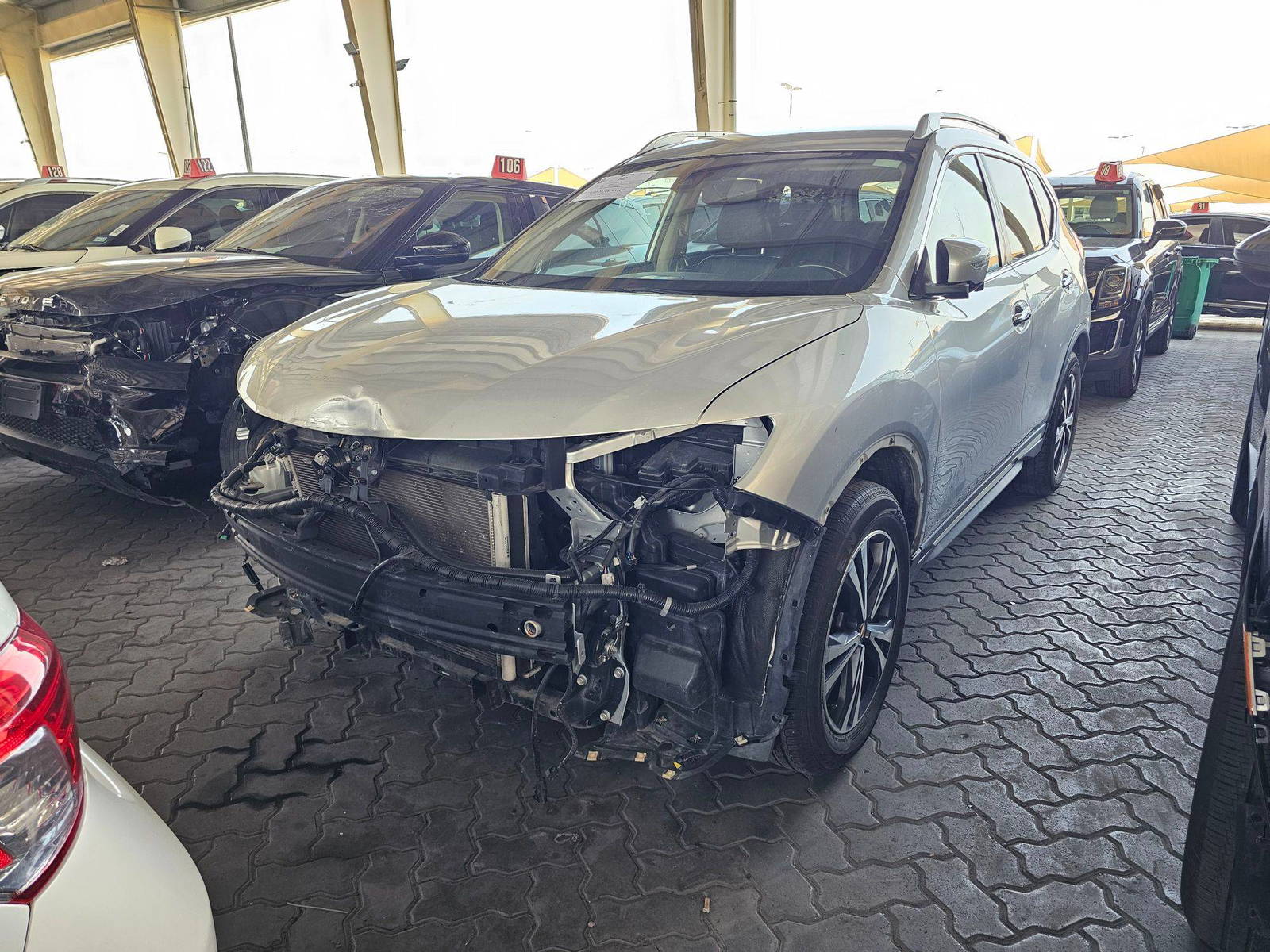 NISSAN ROGUE 2018 - Marhaba Auction Used Cars - Image 5