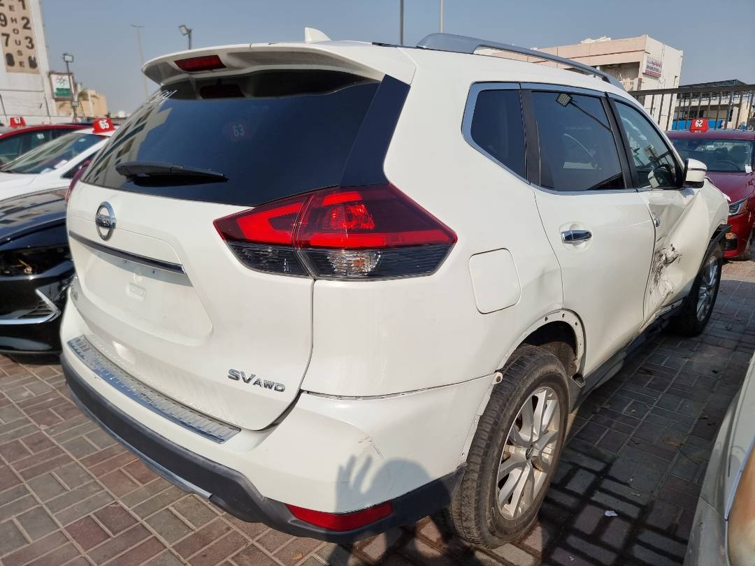 2018 NISSAN ROGUE — 95132 Miles — Lot 78719073 — Souq - Marhaba Auctions Used Cars - Image 3