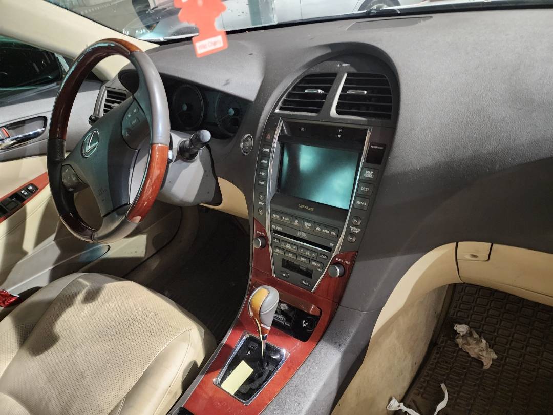 2007 LEXUS ES 350 — 174525 Miles — Lot 38185901 - Marhaba Auctions Used Cars - Image 6
