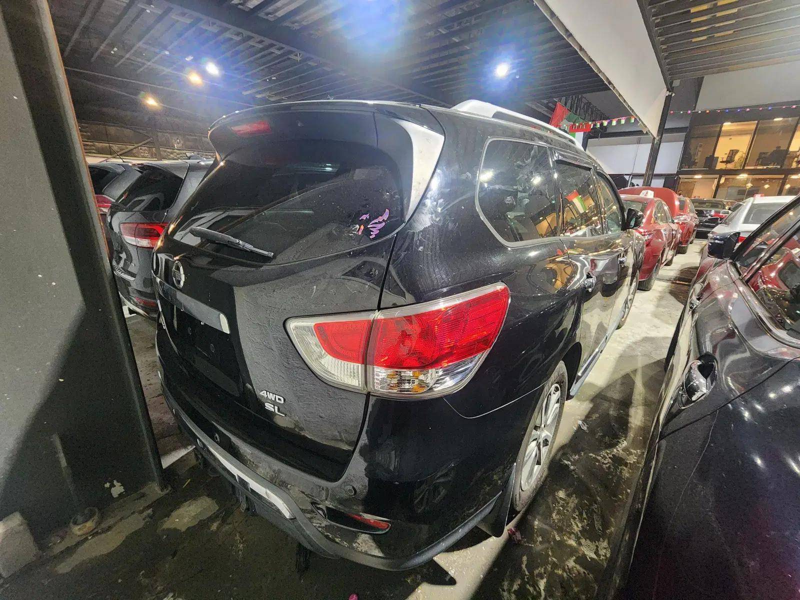 2013 NISSAN PATHFINDER — 242724 Miles — Lot C684028 — Ind. 12 - Marhaba Auctions Used Cars - Image 3