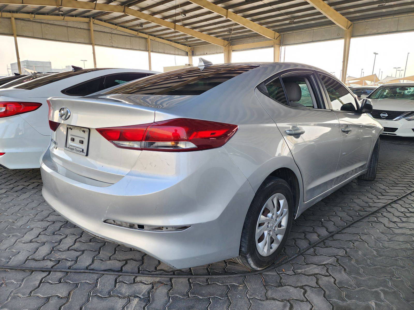 2017 HYUNDAI ELANTRA — 127122 Miles — Lot 56614804 — Souq - Marhaba Auctions Used Cars - Image 3