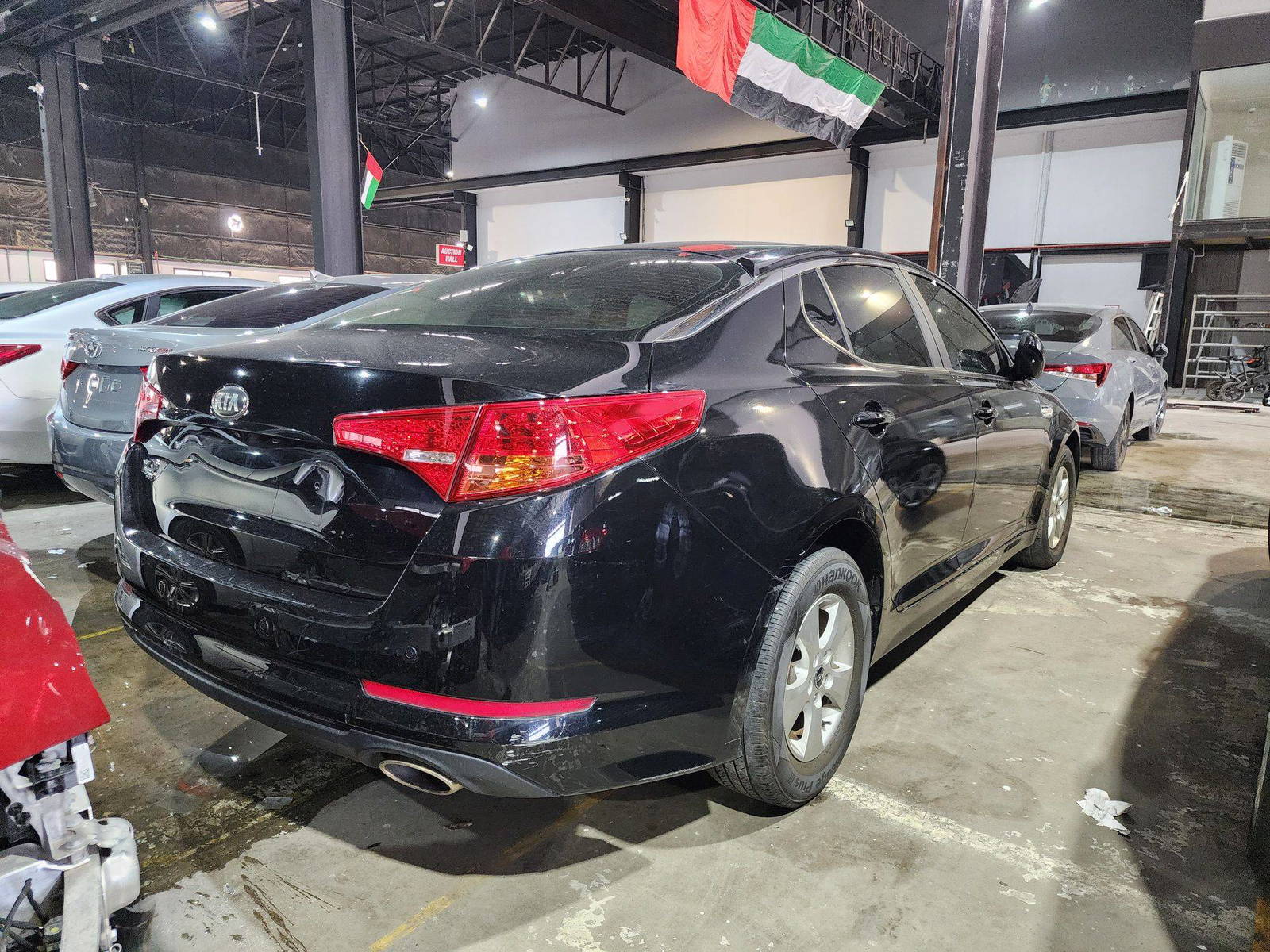 2013 KIA K5 — 177240 KM — Lot 364005 — Souq - Marhaba Auctions Used Cars - Image 4