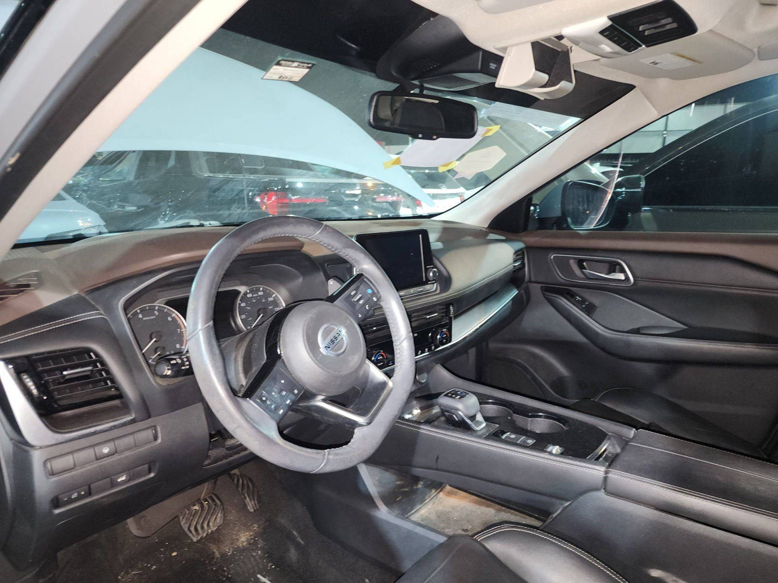 NISSAN ROGUE 2021 - Marhaba Auction Used Cars - Image 9