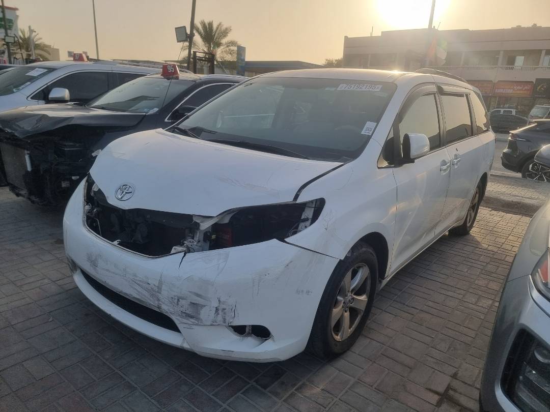 TOYOTA SIENNA 2011 - Marhaba Auction Used Cars - Image 5