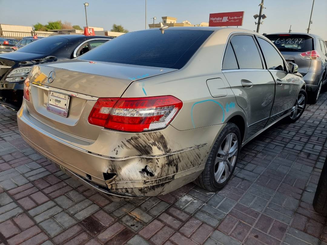 2010 MERCEDES BENZ E 350 — 130840 Miles — Lot 124578 — Main - Marhaba Auctions Used Cars - Image 4