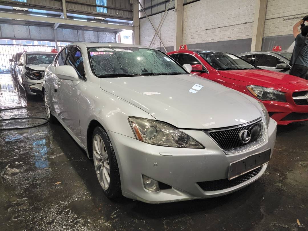 2007 LEXUS IS 250 — 193960 KM — Lot 75028014 — Main - Marhaba Auctions Used Cars - Image 4