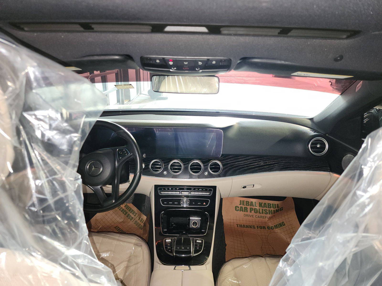 MERCEDES BENZ E-CLASS 2017 - Marhaba Auction Used Cars - Image 3