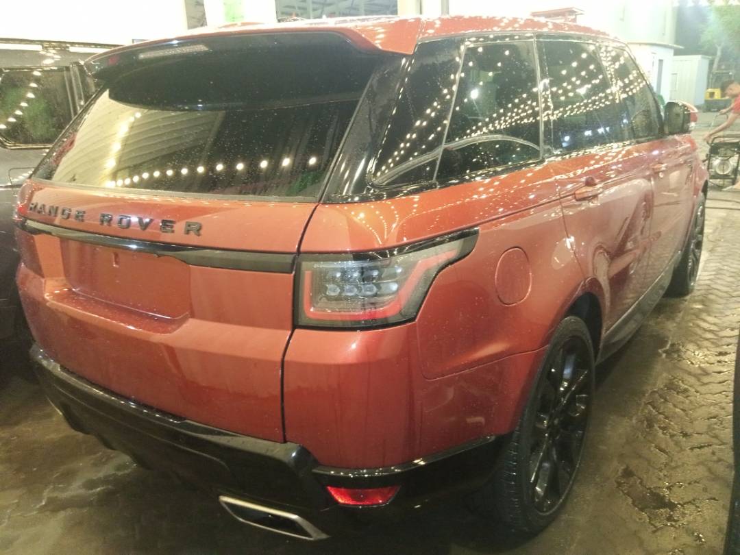 2014 LAND ROVER RANGE ROVER SPORT — 130642 Miles — Lot A317572 - Marhaba Auctions Used Cars - Image 11