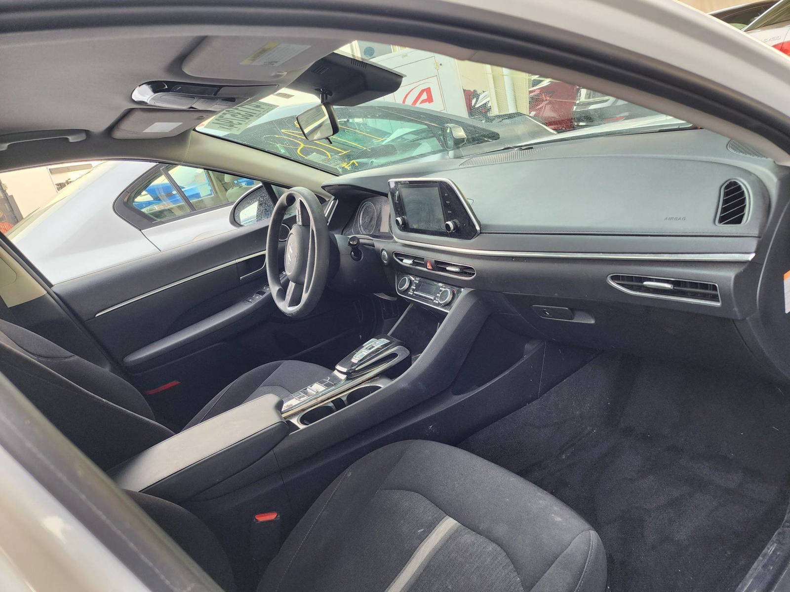 2021 HYUNDAI SONATA — 25742 Miles — Lot 41135794 — Souq - Marhaba Auctions Used Cars - Image 5