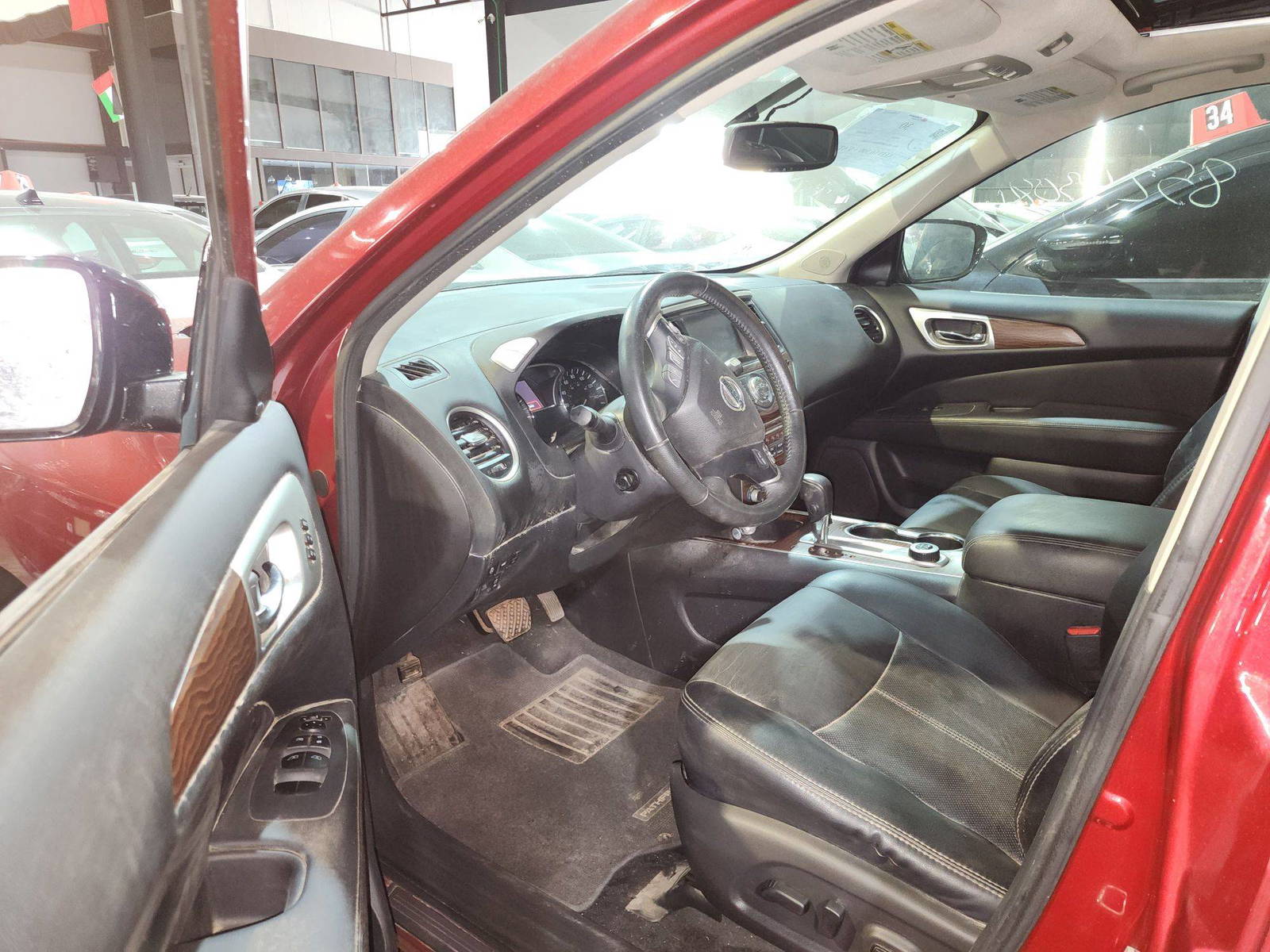 2017 NISSAN PATHFINDER — 148814 Miles — Lot 85243084 — Al Quoz - Marhaba Auctions Used Cars - Image 9