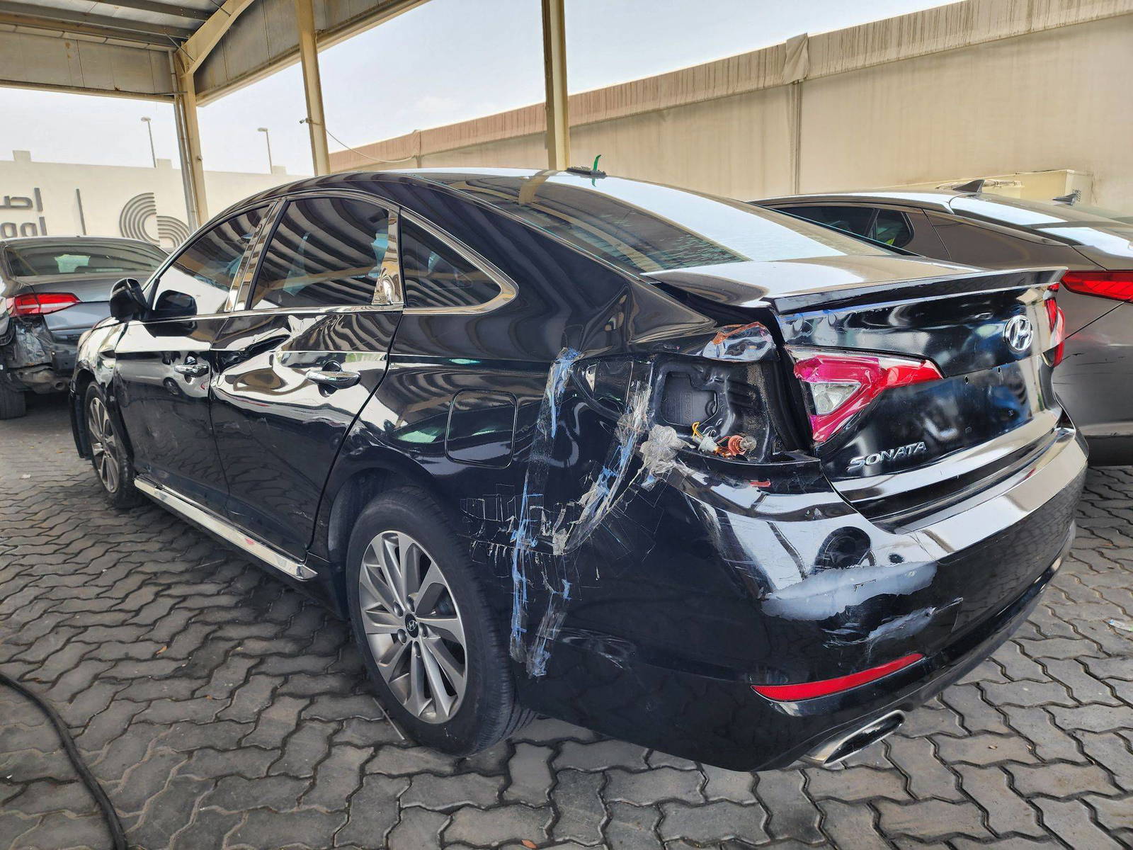 2015 HYUNDAI SONATA — 137630 Miles — Lot 82472 — Souq - Marhaba Auctions Used Cars - Image 3
