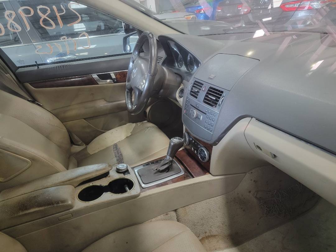 2011 MERCEDES BENZ C300 — 248986 Miles — Lot 68437383 - Marhaba Auctions Used Cars - Image 5