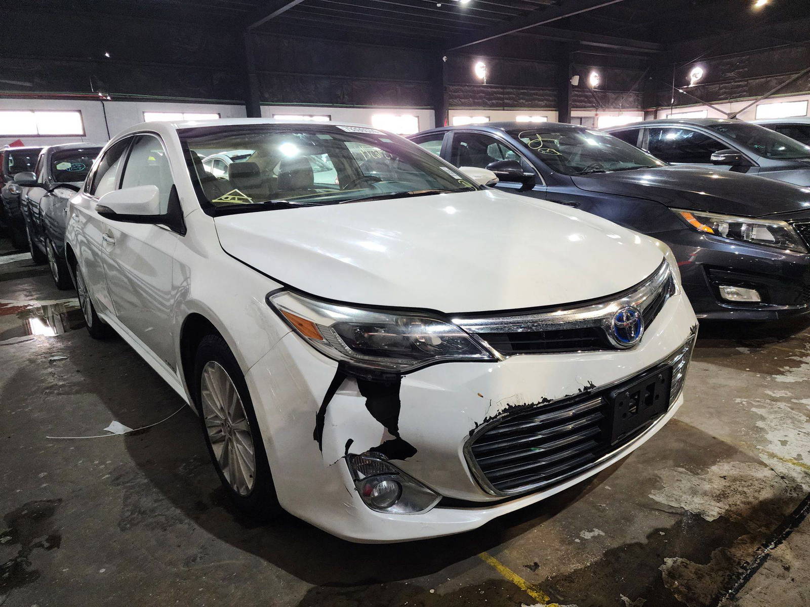 2013 TOYOTA AVALON — 169879 Miles — Lot 15758 — Main - Marhaba Auctions Used Cars - Image 4