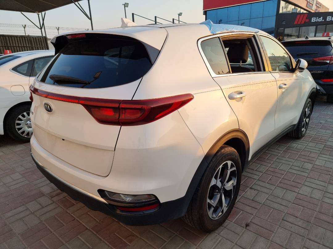 2021 KIA SPORTAGE — 68761 Miles — Lot 125478 — Souq - Marhaba Auctions Used Cars - Image 5
