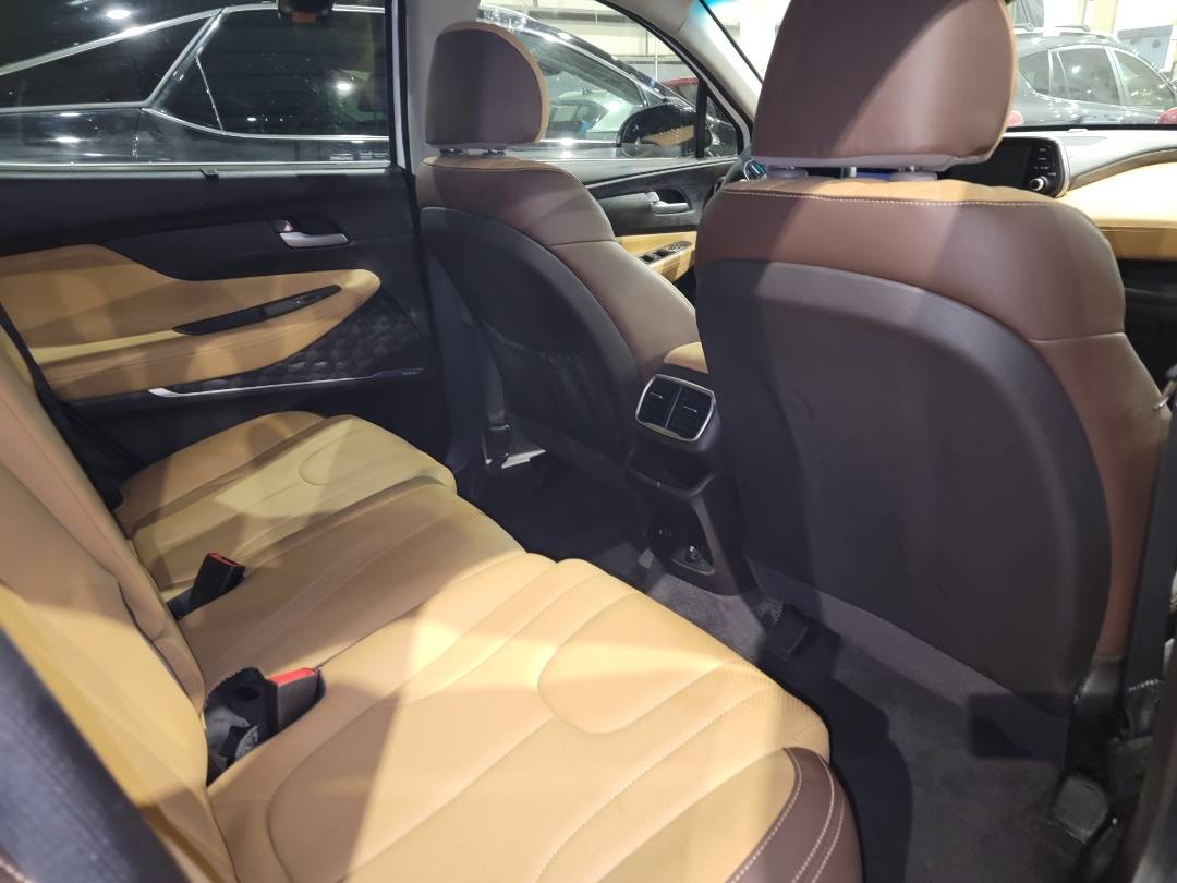 2020 HYUNDAI SANTA FE — 17682 Miles — Lot H143063 - Marhaba Auctions Used Cars - Image 5