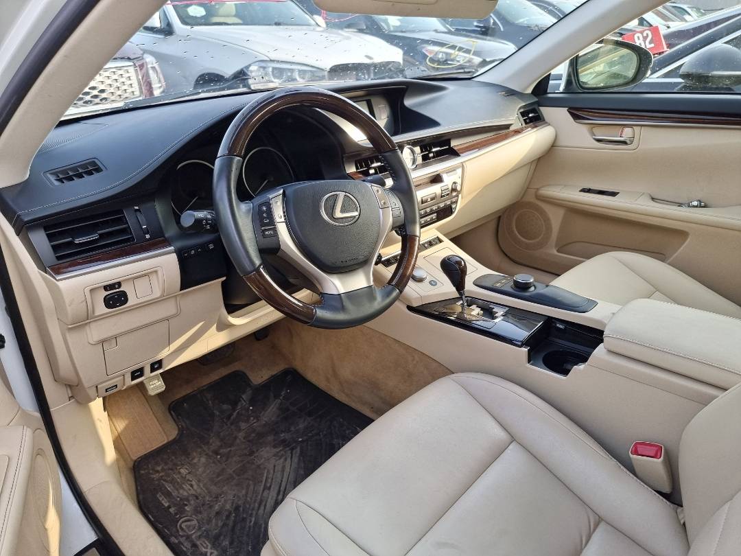 2013 LEXUS ES 350 — 100065 Miles — Lot 125478 — Ind. 12 - Marhaba Auctions Used Cars - Image 6