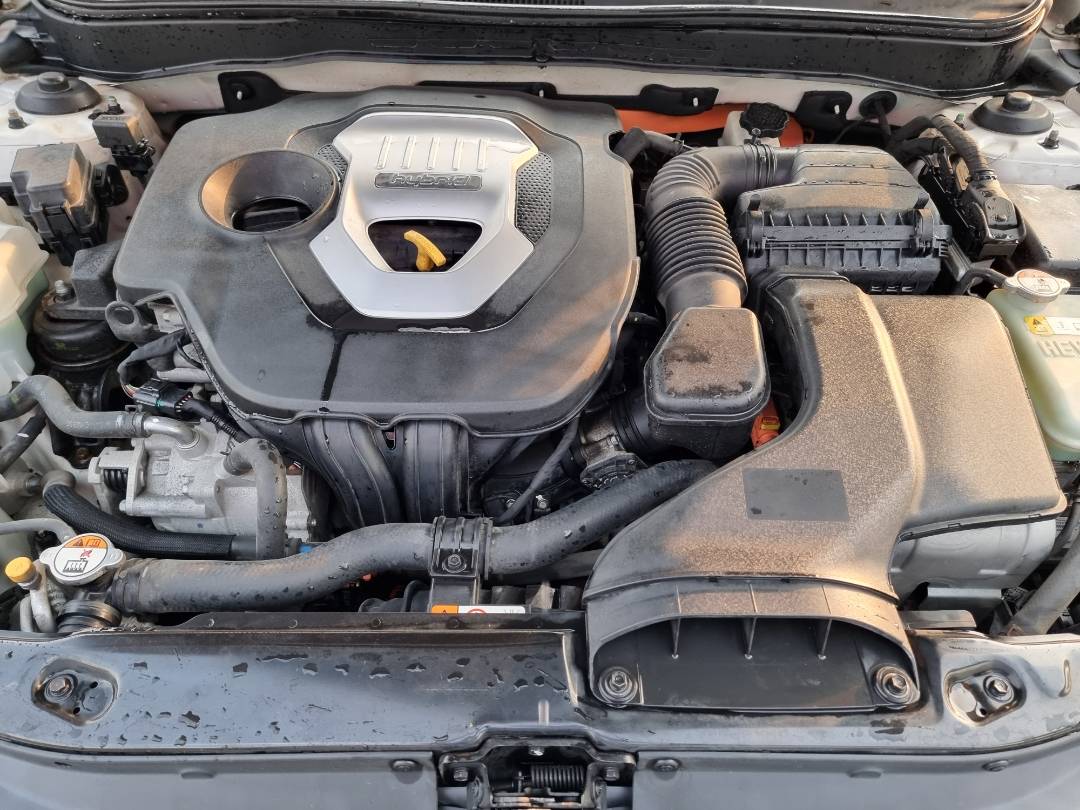 HYUNDAI SONATA 2012 - Marhaba Auction Used Cars - Image 10