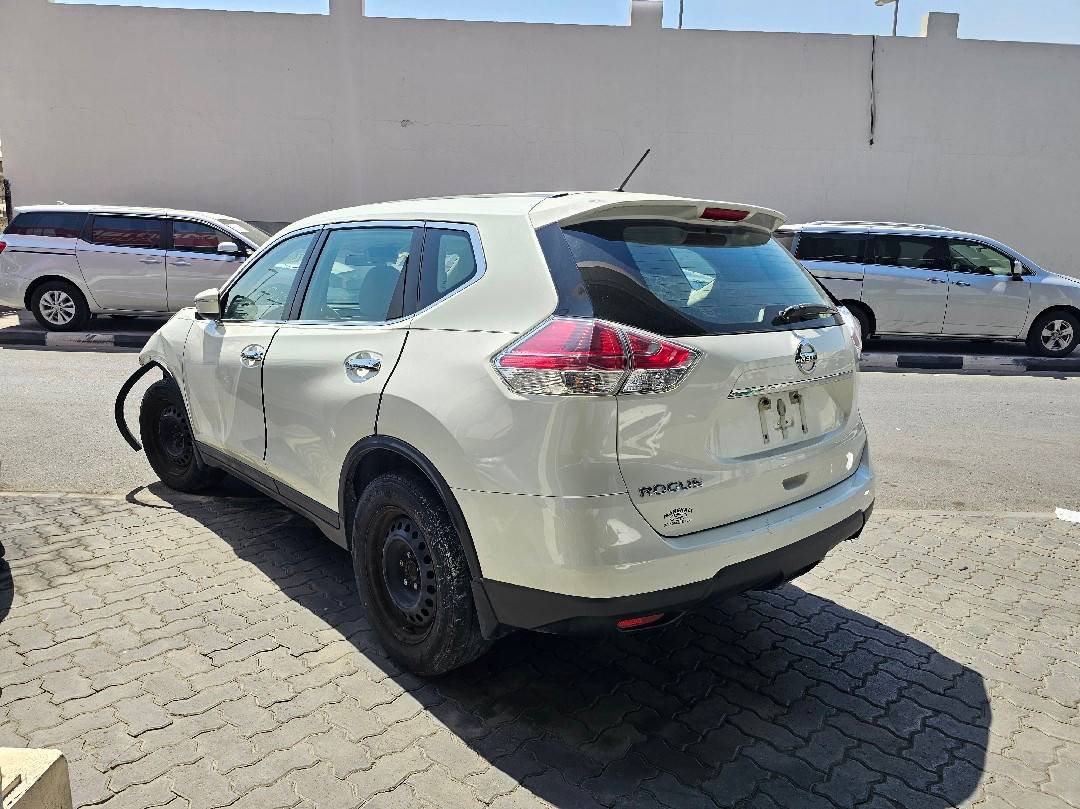 NISSAN ROGUE