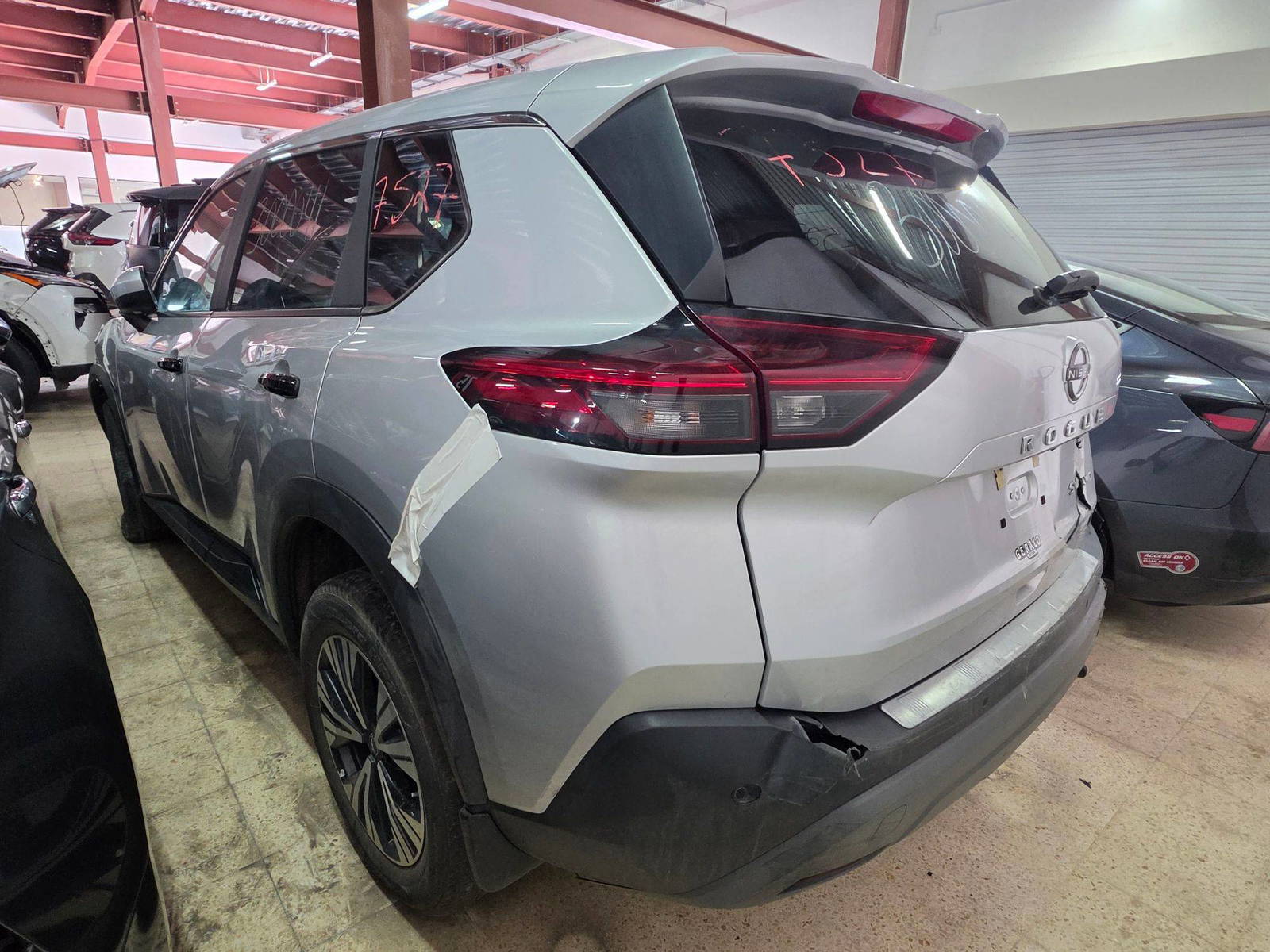 NISSAN ROGUE 2023 - Marhaba Auction Used Cars - Image 5