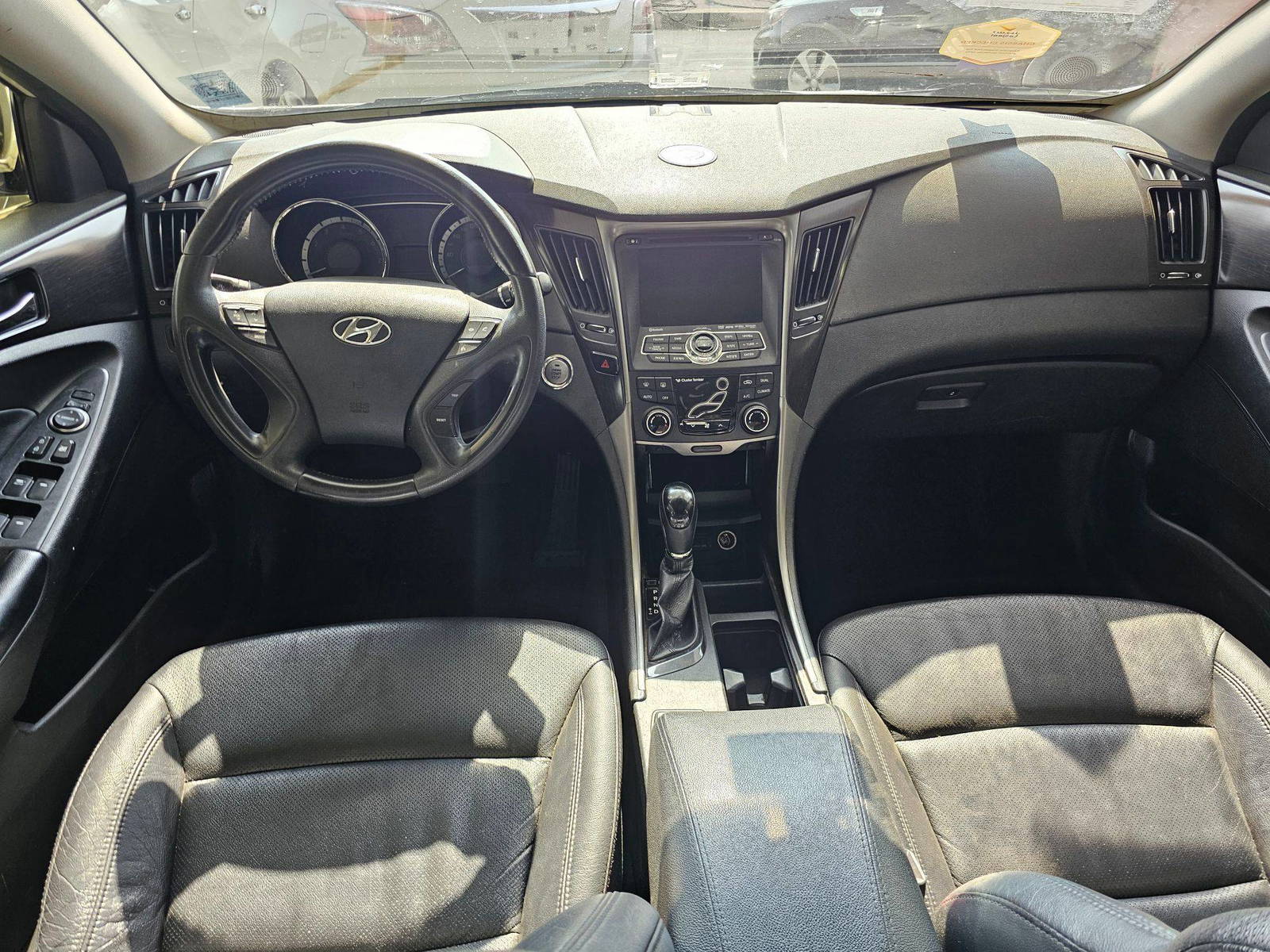 2012 HYUNDAI SONATA — 151078 KM — Lot 458476 — Souq - Marhaba Auctions Used Cars - Image 7