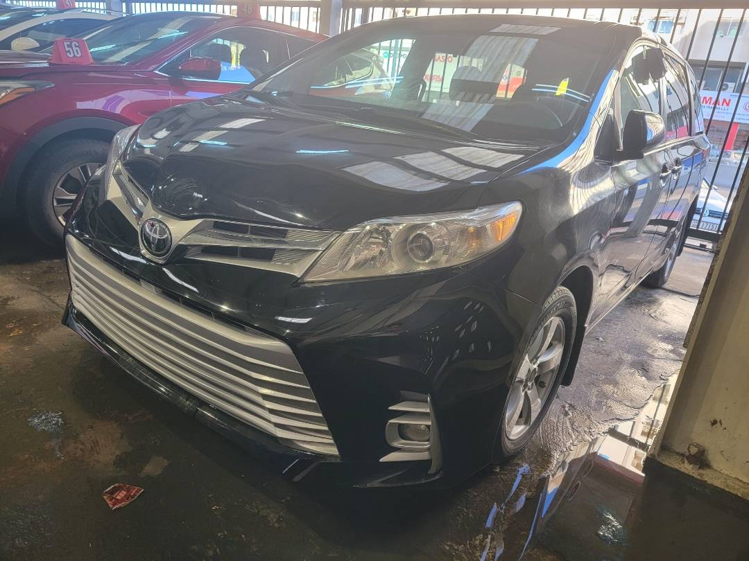 2011 TOYOTA SIENNA — 118437 Miles — Lot 154703 - Marhaba Auctions Used Cars - Image 7