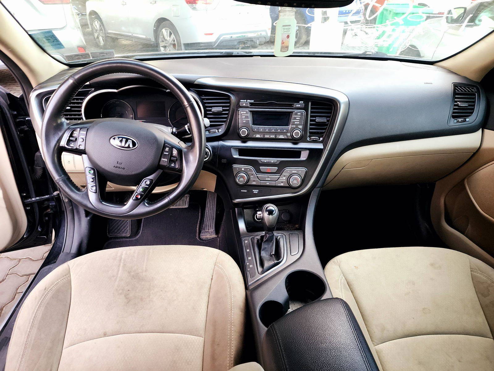 2013 KIA OPTIMA — 161982 KM — Lot 5057707 — Souq - Marhaba Auctions Used Cars - Image 7