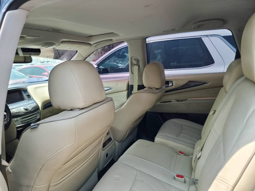 2018 INFINITI QX60 — 141968 Miles — Lot 88744245 — Souq - Marhaba Auctions Used Cars - Image 7