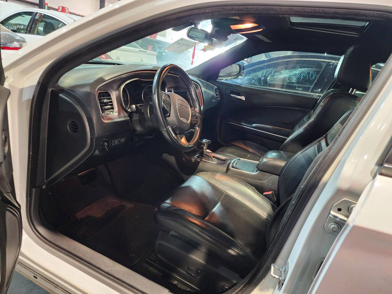2019 DODGE CHARGER — 86493 Miles — Lot 40522293 — Main - Marhaba Auctions Used Cars - Image 11