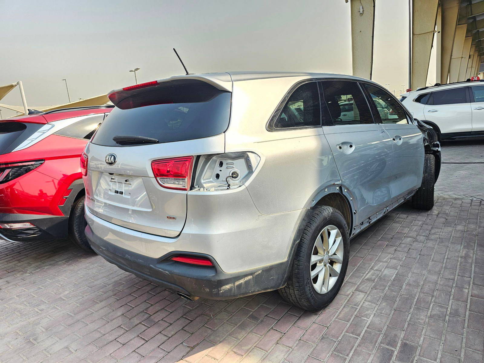 2018 KIA SORENTO — 127608 Miles — Lot 47412775 — Ind. 12 - Marhaba Auctions Used Cars - Image 3
