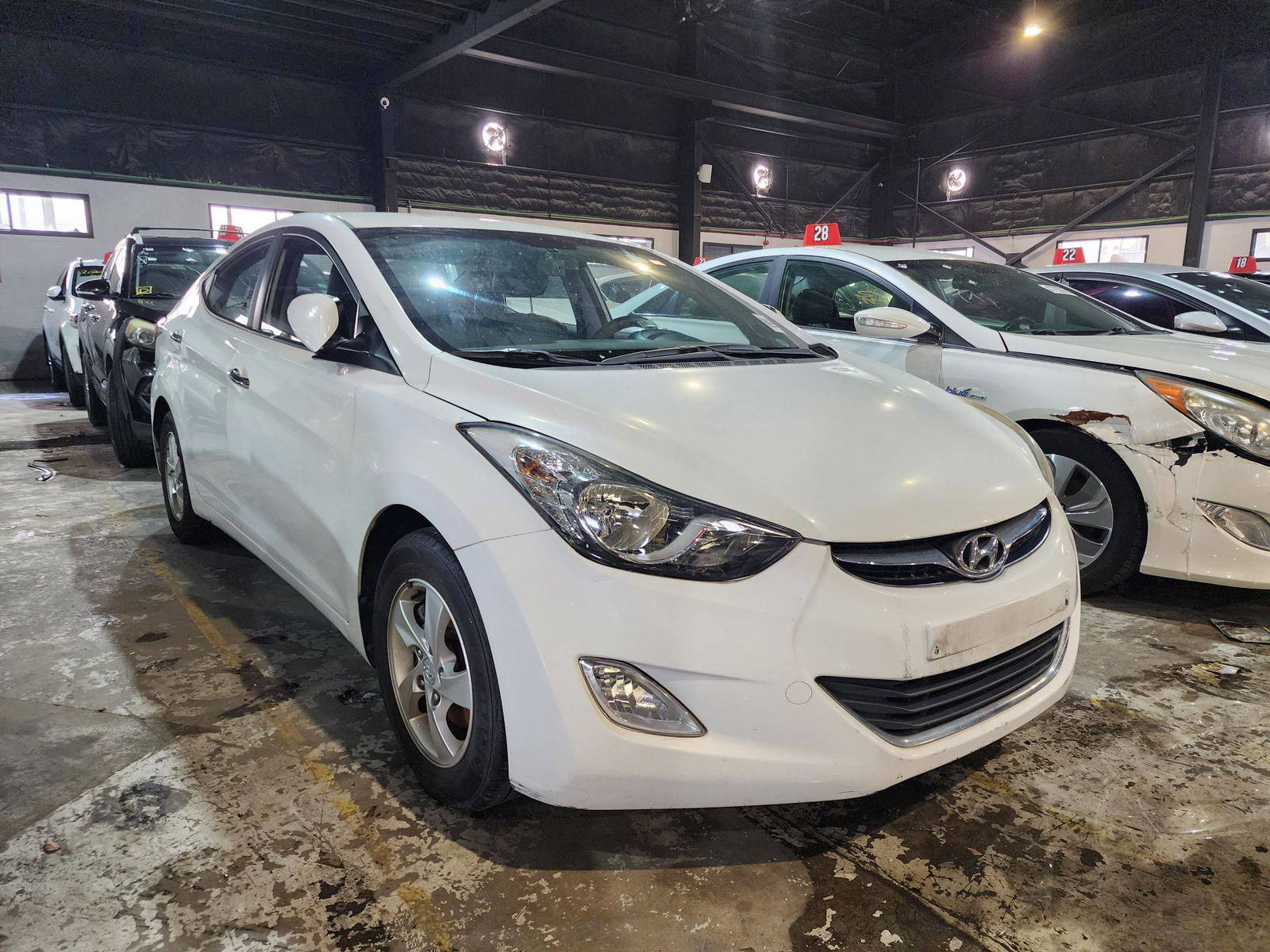 2012 HYUNDAI AVANTE — 114160 KM — Lot 225317 — Al Quoz - Marhaba Auctions Used Cars - Image 5