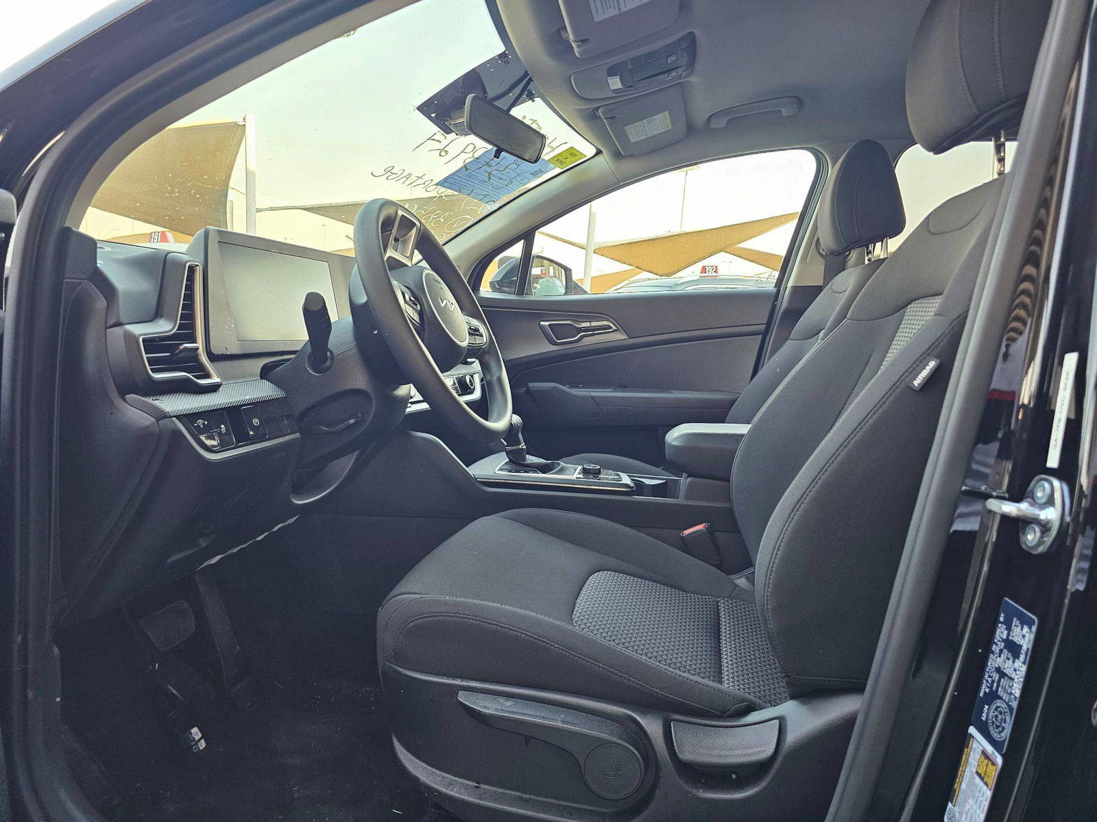 2025 KIA SPORTAGE — 9000 KM — Lot S7385667 — Souq - Marhaba Auctions Used Cars - Image 7