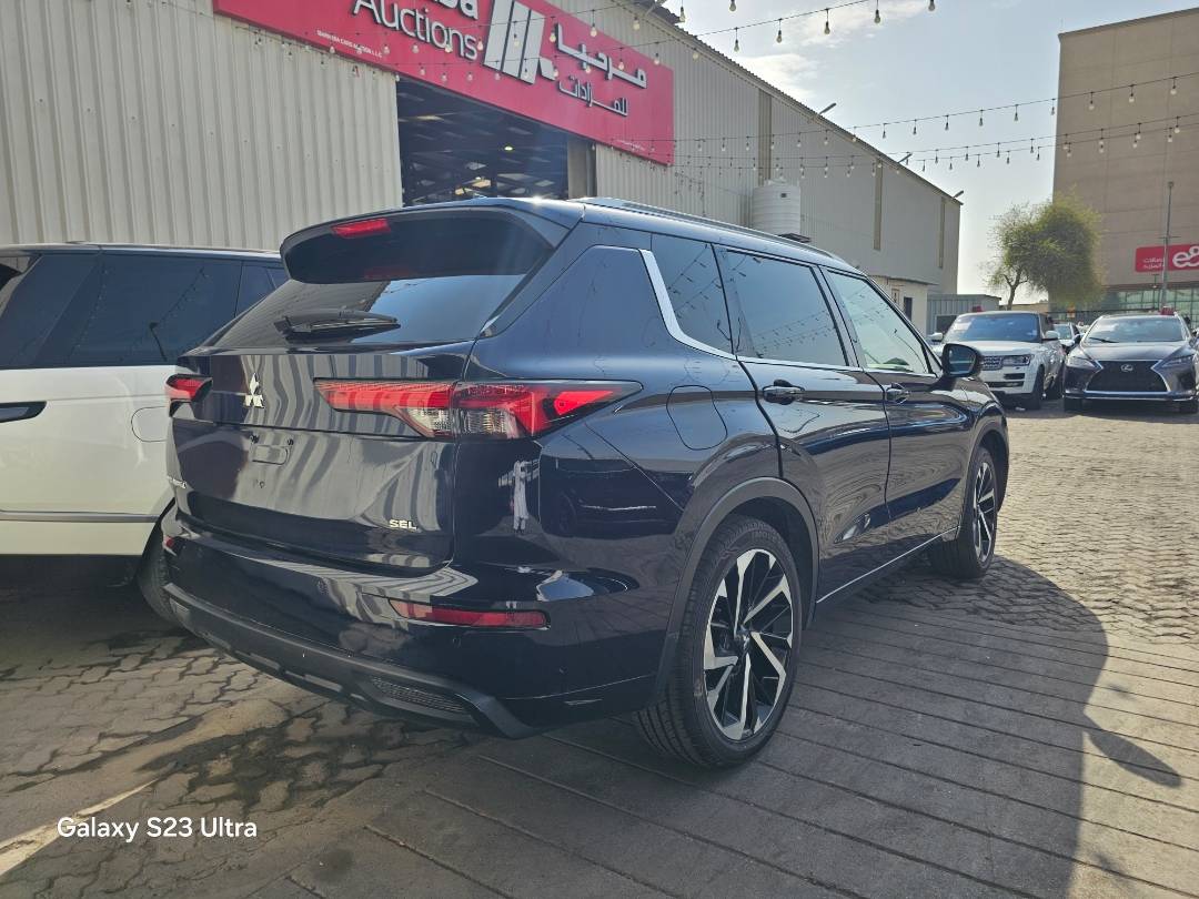 2023 MITSUBISHI OUTLANDER — 20355 Miles — Lot 36800 — Main - Marhaba Auctions Used Cars - Image 5