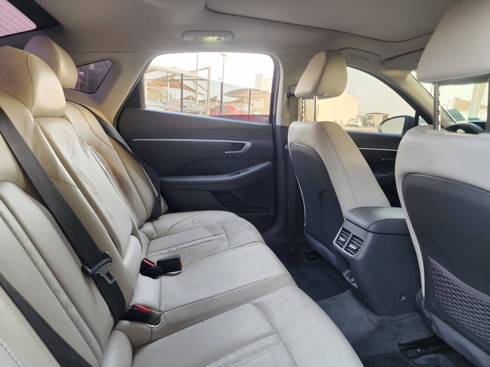 2020 HYUNDAI SONATA — 66160 Miles — Lot 45862734 — Souq - Marhaba Auctions Used Cars - Image 4