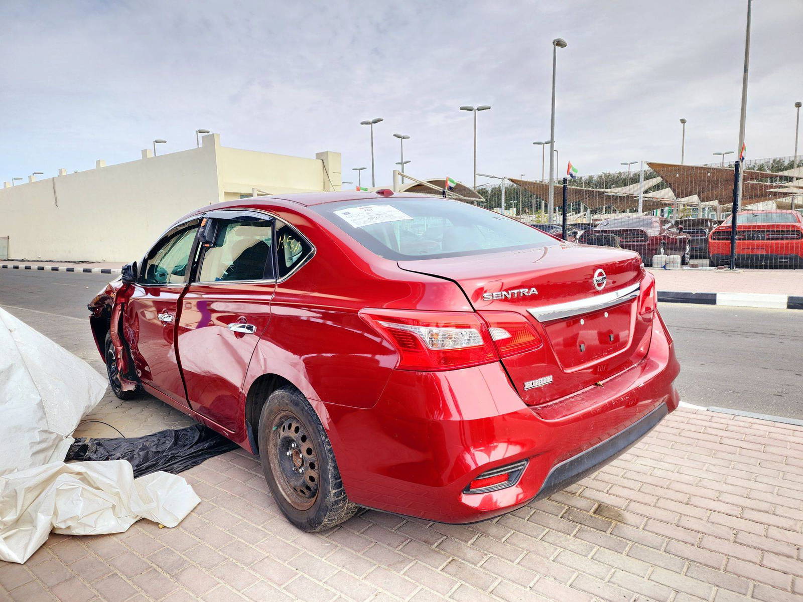 2017 NISSAN SENTRA — 76376 KM — Lot 666120 — Souq - Marhaba Auctions Used Cars - Image 3