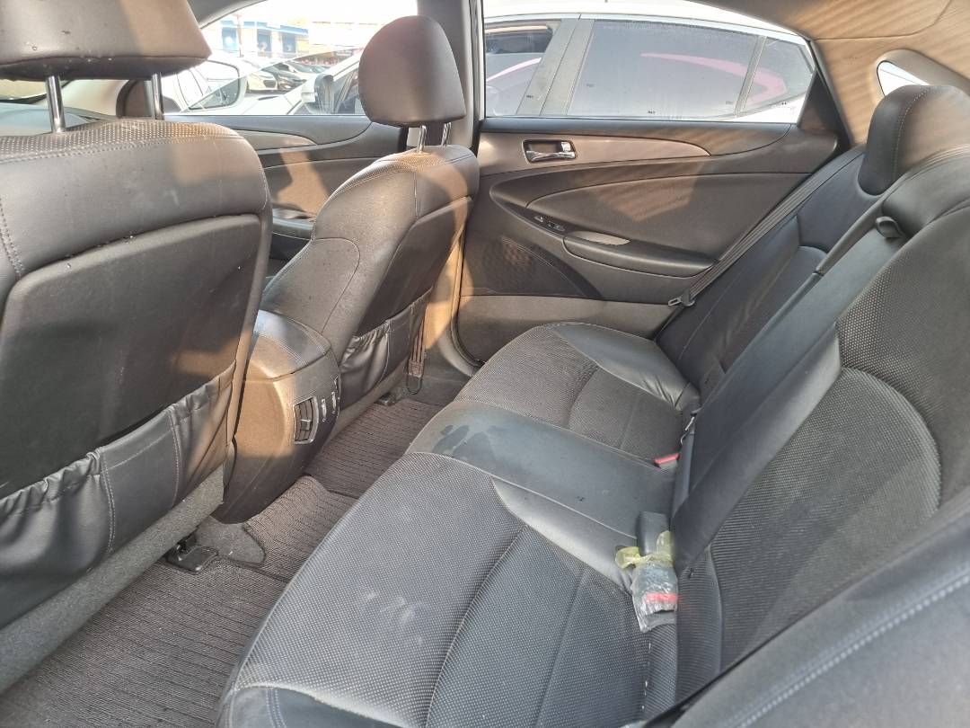 2014 HYUNDAI SONATA — 177255 KM — Lot 215487 — Ind. 12 - Marhaba Auctions Used Cars - Image 6