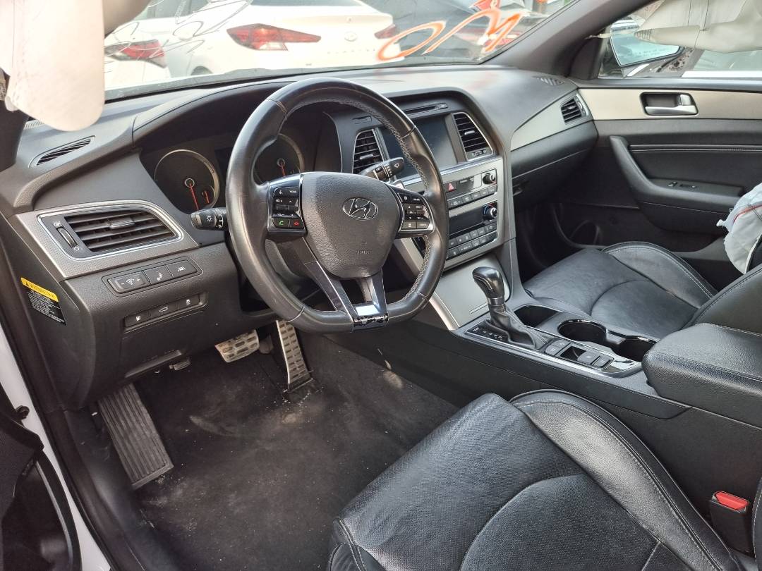 2015 HYUNDAI SONATA — 116883 Miles — Lot 215487 — Ind. 12 - Marhaba Auctions Used Cars - Image 8